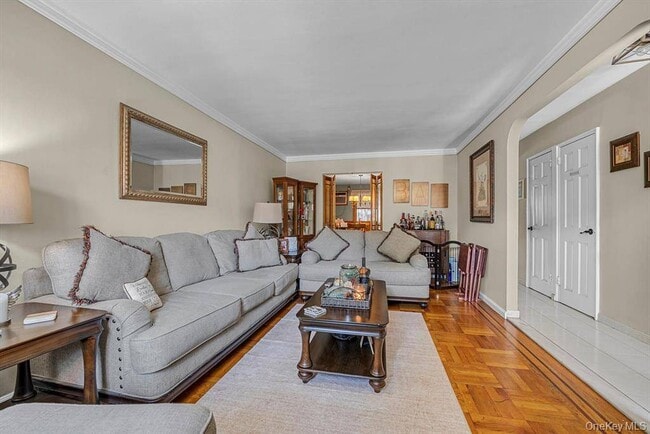 Photo - 2433 Young Ave