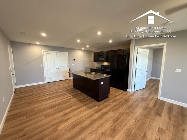 Photo - 2620 N Bluff St Unit 2620-101 North Bluff Street