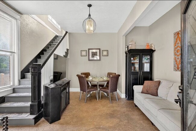 Photo - 1821 6th Ave