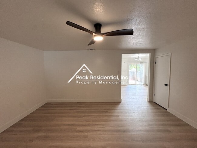 Photo - Updated 2bd/1ba Sacramento Duplex