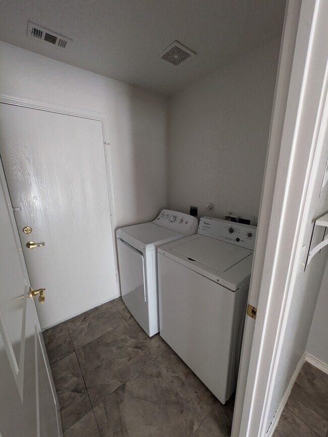 Photo - 6130 Wisteria Hill
