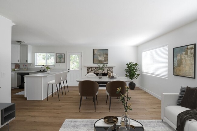 Photo - 5191 Alumni Pl