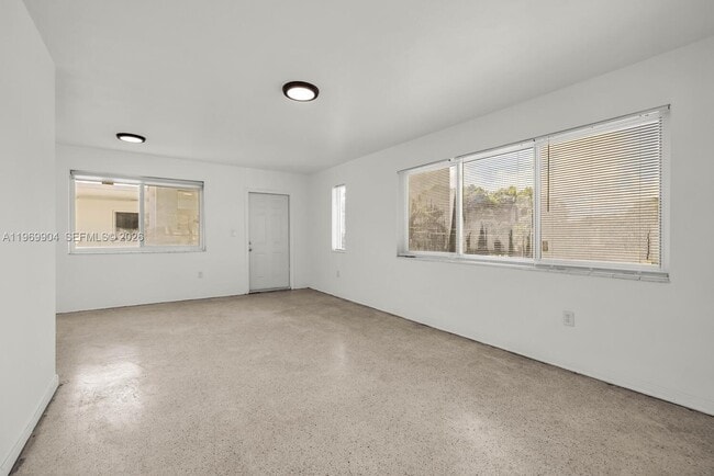 Photo - 501 NE 82nd Terrace Unit 8