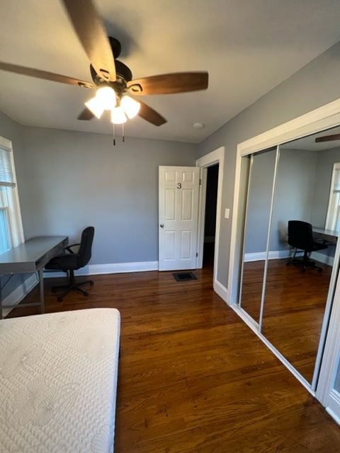 Photo - 2320 E Genesee St