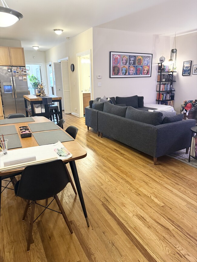 Photo - 3349 N Clark St Unidad 1