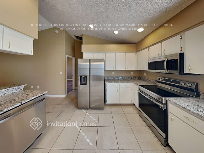 Photo - 120 Mango Ct