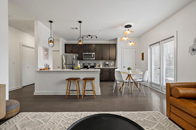 Photo - 2505 Thornton Rd Unidad FL2-ID1056338P