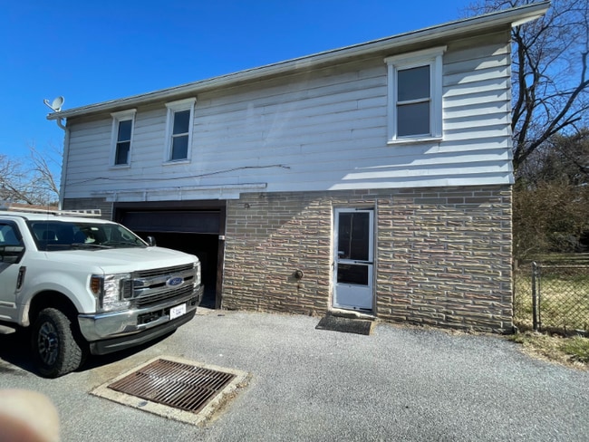 Photo - 2438 S 5th St Unidad Rear #2