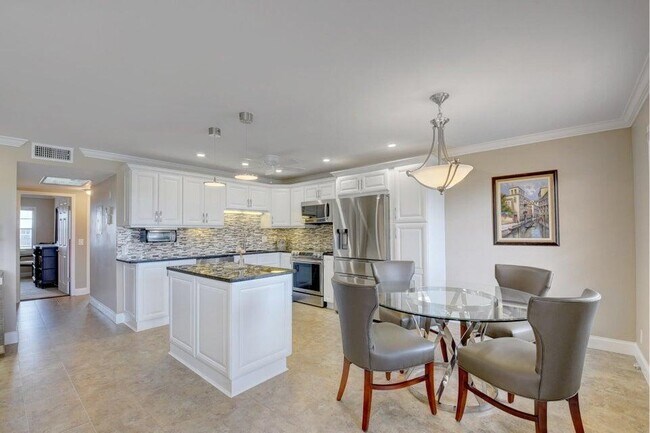Photo - 4028 Newcastle B Rental