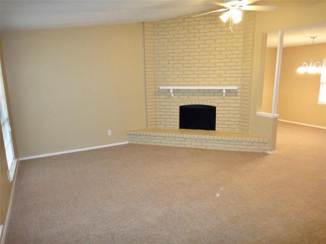 Photo - 512 White Oak St