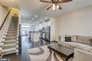 Photo - 296 Wood Trestle Terrace SE