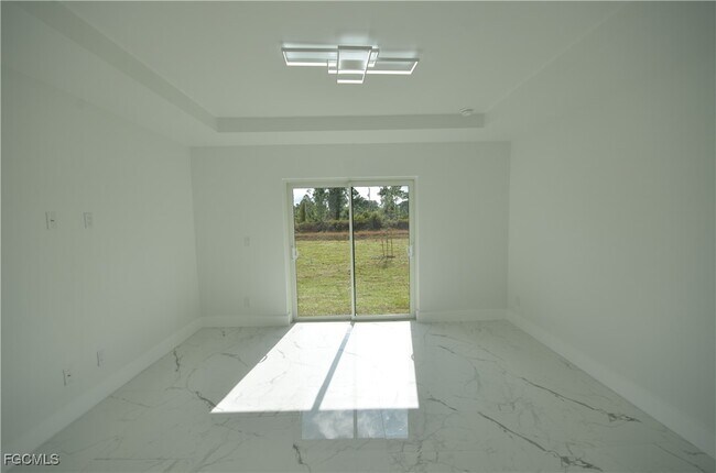 Building Photo - 1132 Edelweiss St E Rental