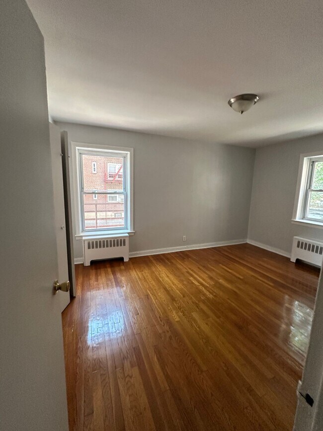 Photo - Palisades Apartments