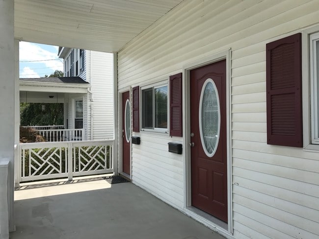 Photo - 208 Coleridge Ave Unidad 2