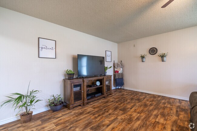 Living Room - Country Village Apartments