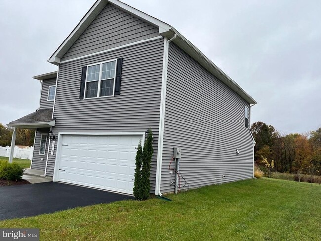 Photo - 104 Rappahannock Run