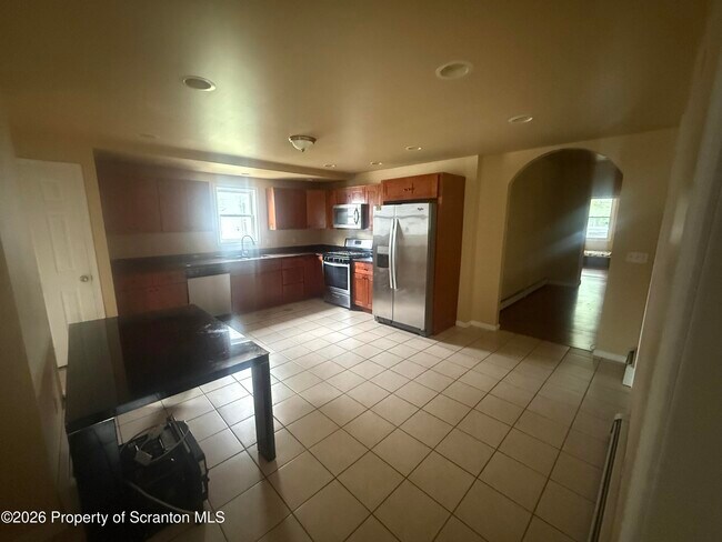 Photo - 1409 Sanderson Ave