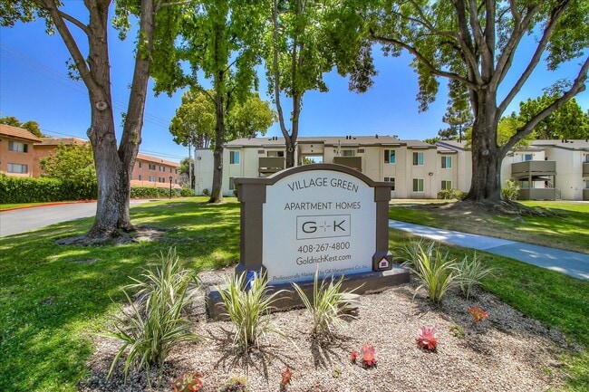 Building Photo - Village Green Apartments