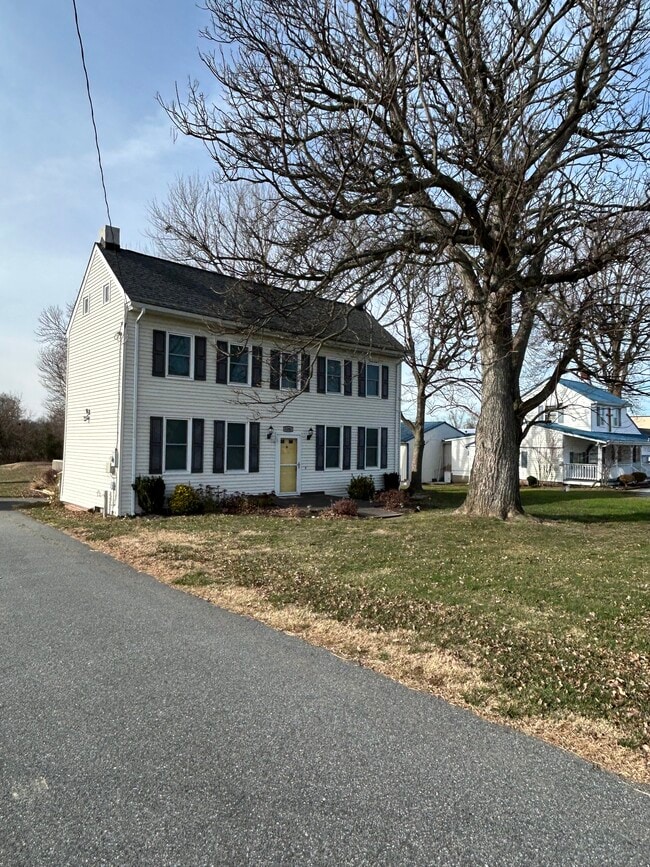 Photo - 1284 S Bay Rd