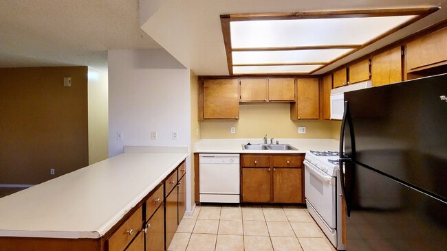 Photo - 825 Rock Springs Dr Unit #202