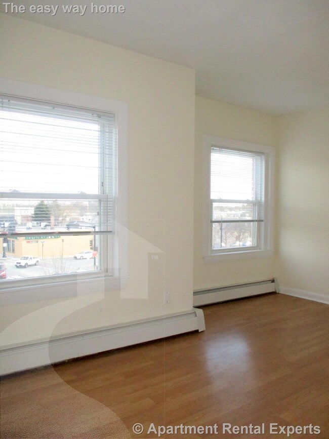 Photo - 2 Central St Unit #6