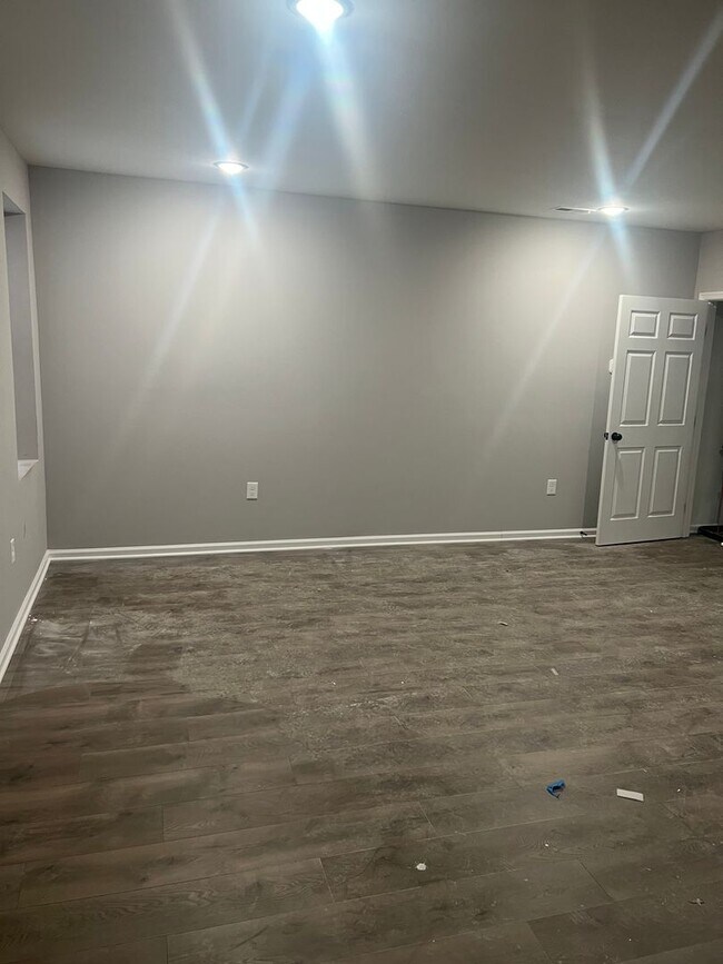 Photo - 2305 Whittier Ave