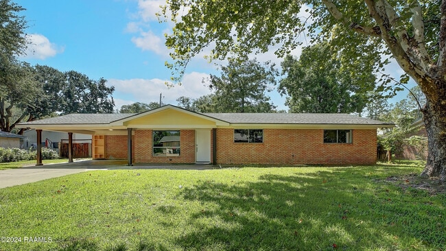 Photo - 113 Montgomery Dr Casa