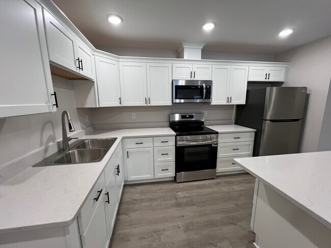 Photo - 1003 Two Rivers St