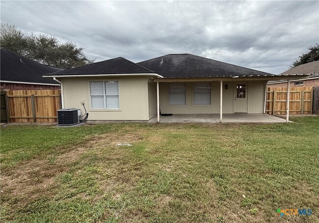 Photo - 501 Appaloosa Dr