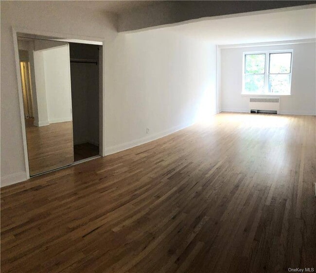 Photo - 2090 Barnes Ave Unit 3E