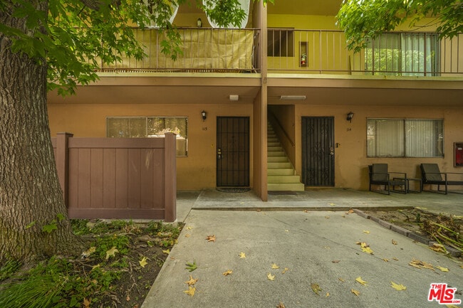 Building Photo - 14903 Normandie Ave Unit 115 Rental