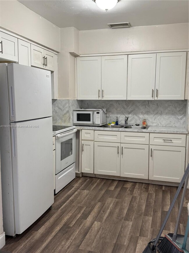 Photo - 1240 NW 86th St