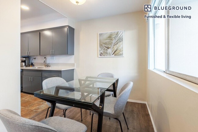 Photo - 11645 Gorham Ave Unidad FL1-ID220