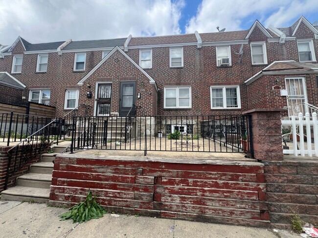 Building Photo - 7046 Souder St Rental