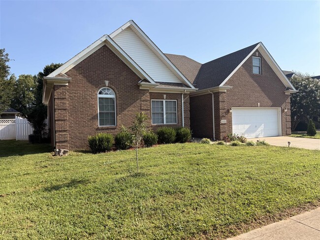 Photo - 1826 Bellshire Way