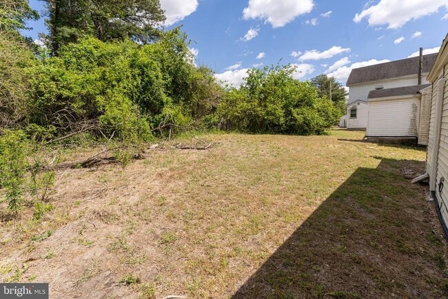 Photo - 115 Davis Ln