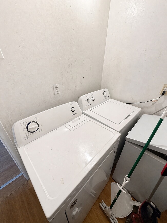 Photo - 1713 Walz St