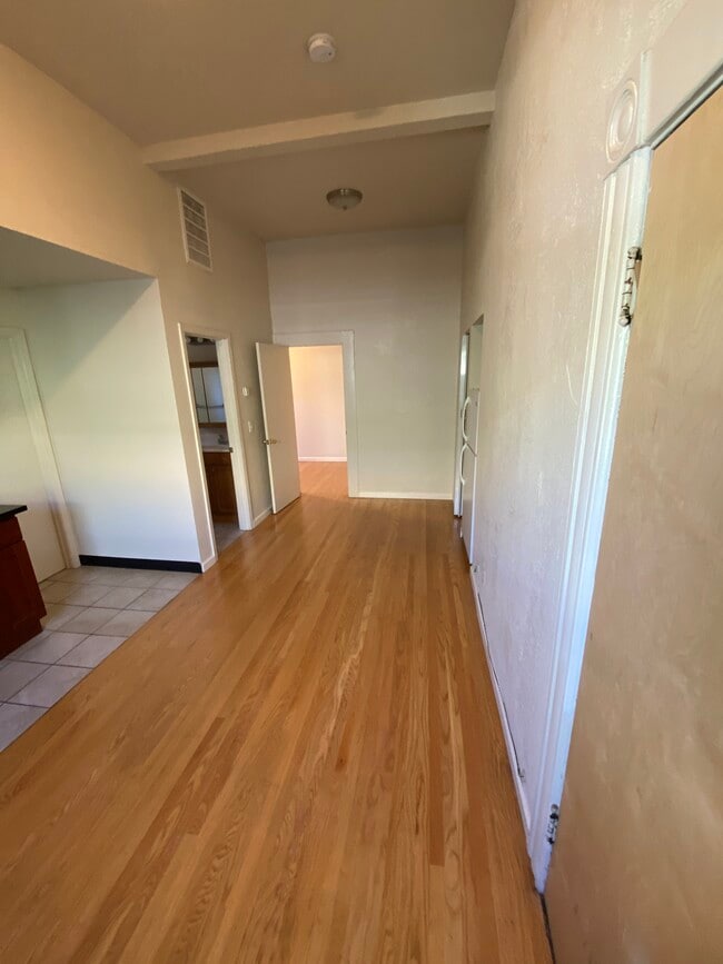 Photo - 2222 Dwight Way