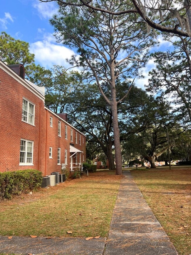 2940 Oleander Dr Unit B9