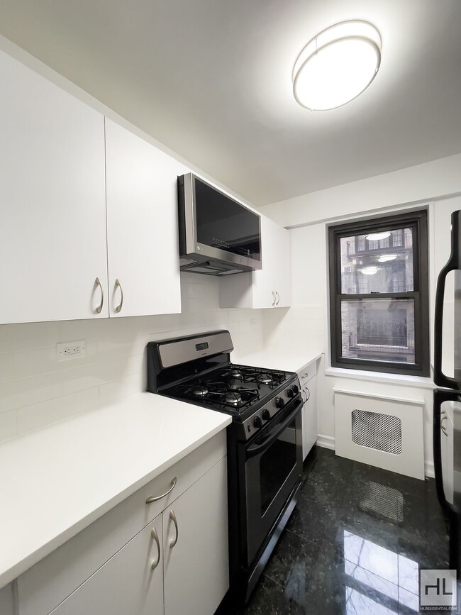 Photo - EAST 56 STREET Unit 5N