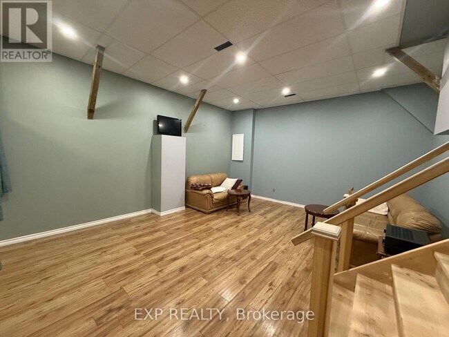 Photo - 71 Sherin Ct