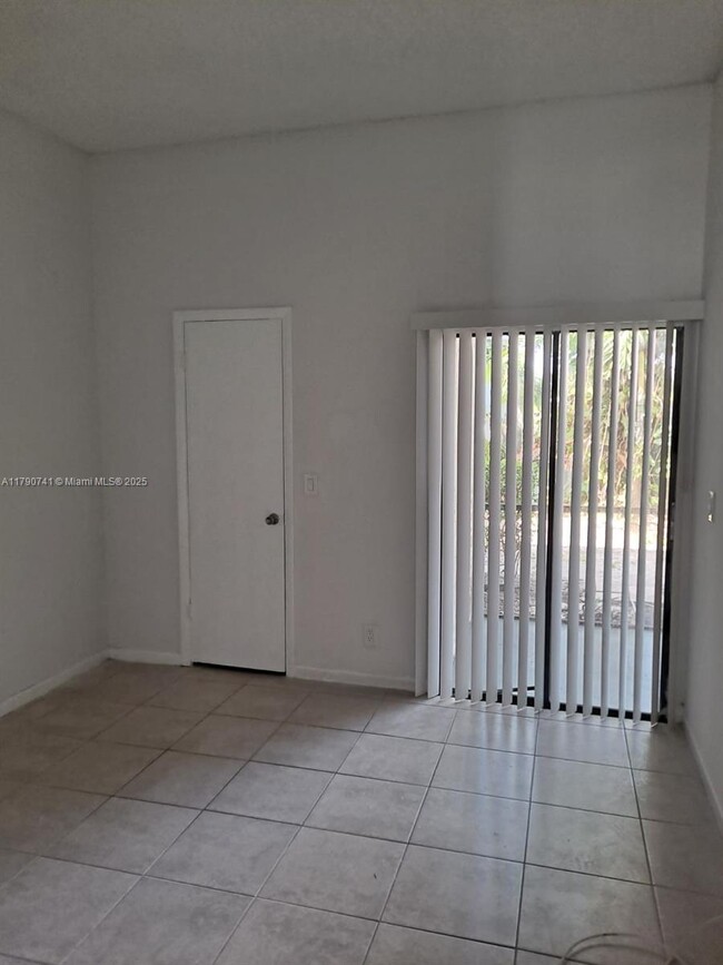 Photo - 2544 Riverside Dr Condo Unit 215