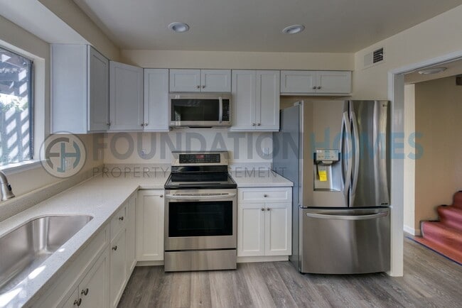 Photo - Renovated San Marin Townhouse | loft, A/C & 2-Car Garage - FOUNDATION