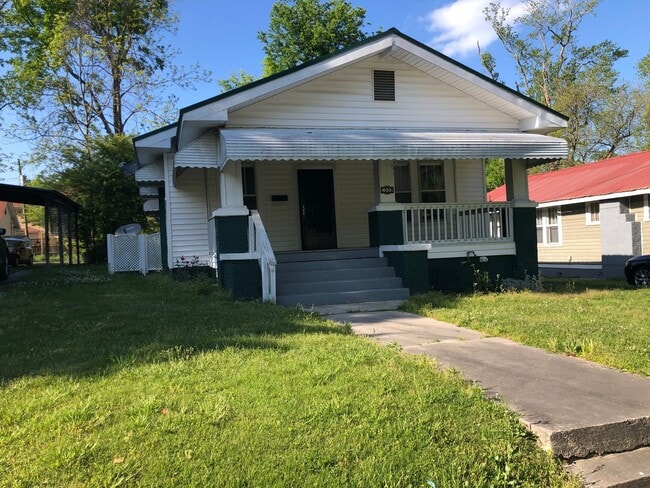 Building Photo - 1003 Peachtree St