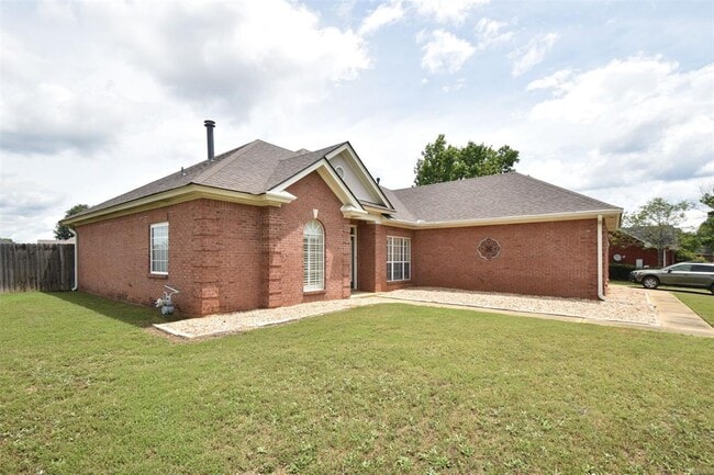 Photo - 1691 Rambling Brook Ln