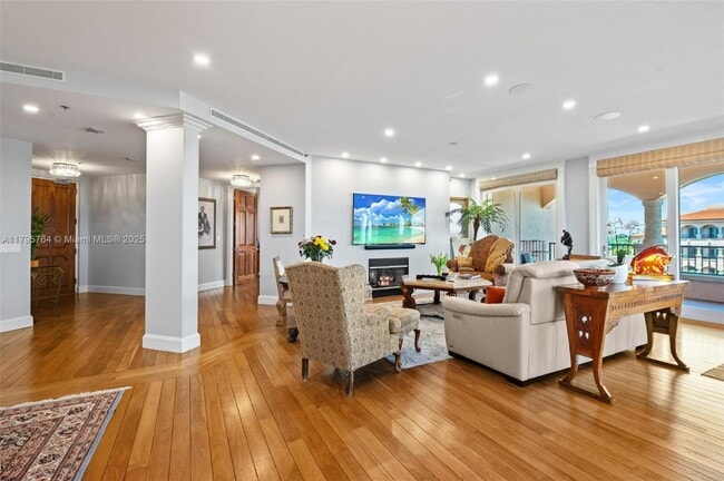 Photo - 13643 Deering Bay Dr Unit 165