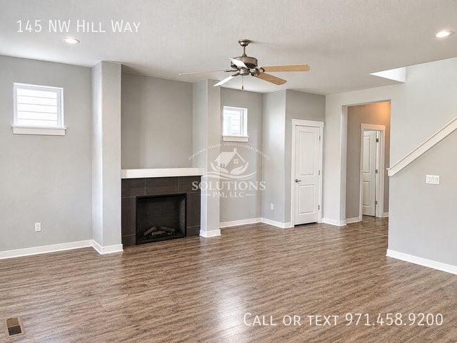 Building Photo - 145 NW Hill Way