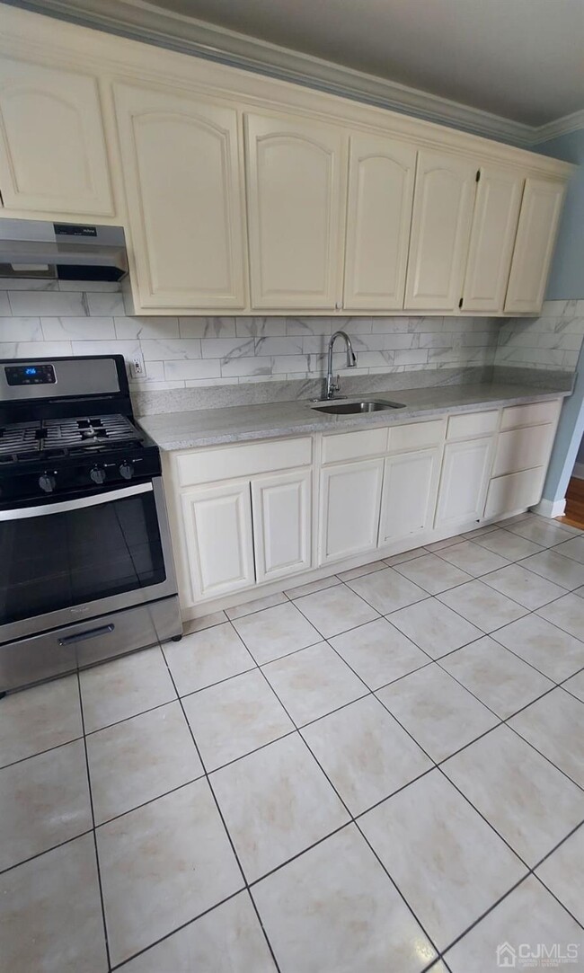 Photo - 22 Eulner St Unit 2