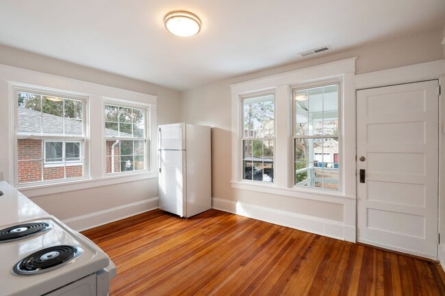 Photo - Trinity Park in Durham! Unidad D