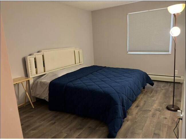 Photo - 7301 W 101st St Unidad 102